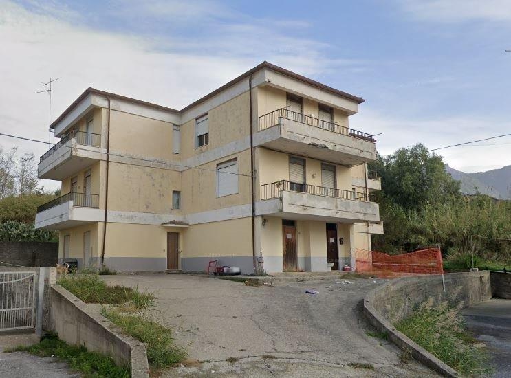 Appartamento in vendita a Belvedere Marittimo