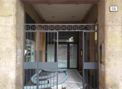 Magazzino in Via Marconi 24, Bologna, {3} - Foto 2