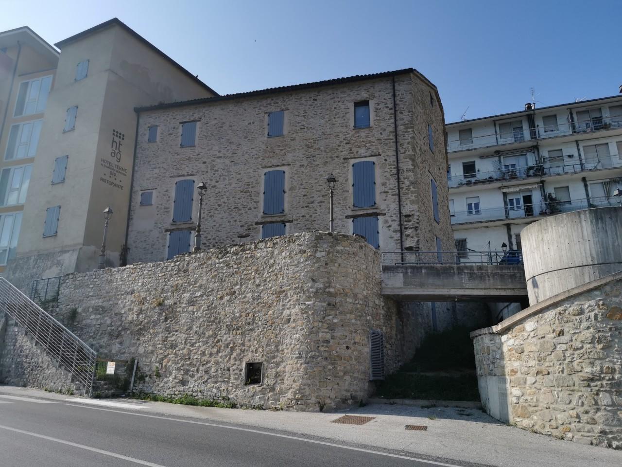 Hotel in Via della Circonvallazione 7, Macerata Feltria, {3} - Foto 2