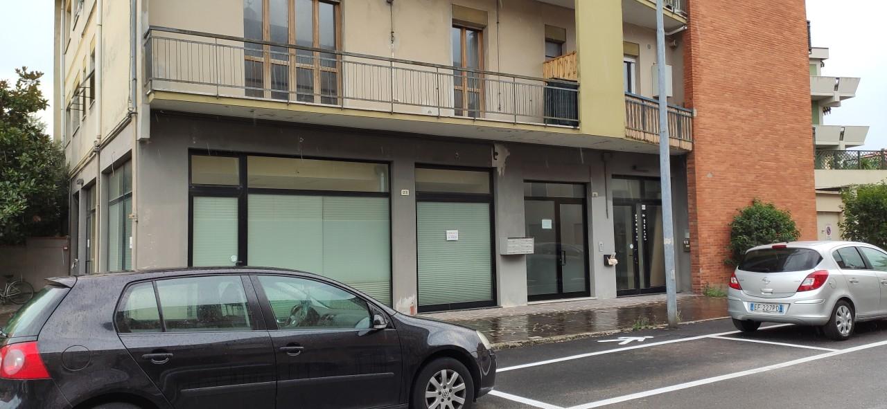 Ufficio in Via Montenevoso 23, Pesaro, {3} - Foto 2
