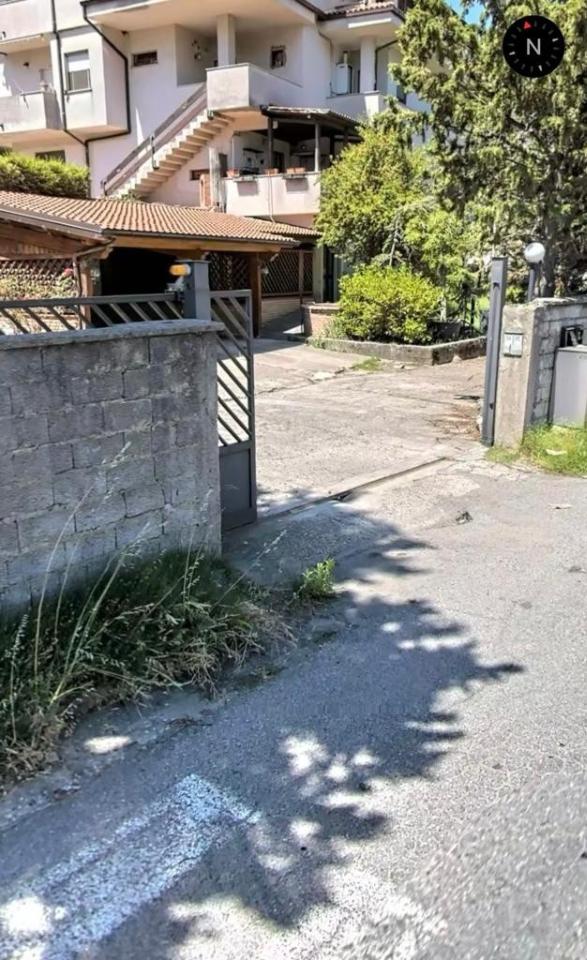 Palazzina commerciale in Via Acherunthia, Mendicino, {3} - Foto 2