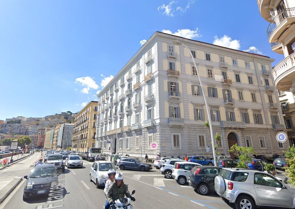 Ufficio in vendita a Napoli