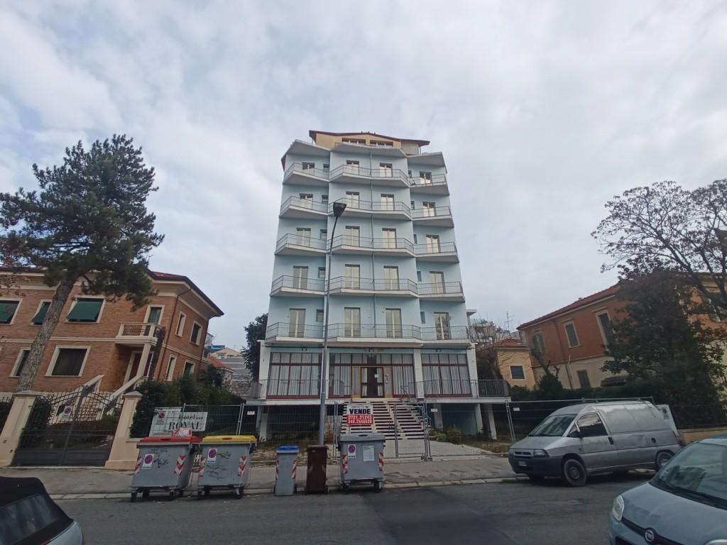 Hotel in vendita a Pesaro