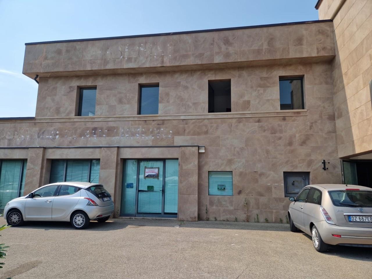 Palazzina commerciale in Via Provinciale Francesca Sud 90, Santa Croce Sull'Arno, {3} - Foto 2
