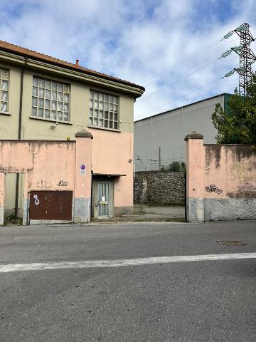 Industrial shed in Via fra Galdino, Lecco - Photo 1