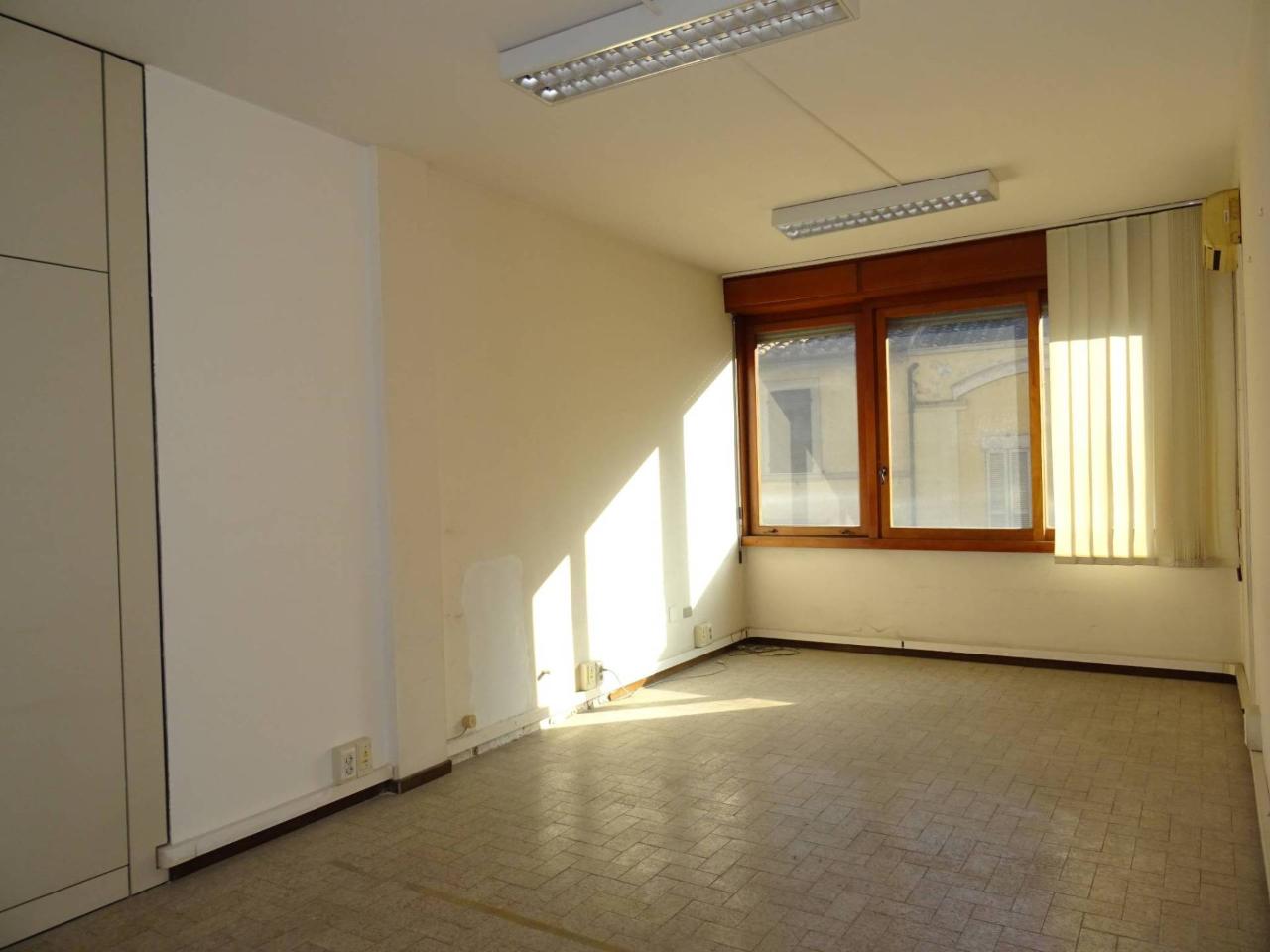 Ufficio condiviso in affitto a Terni