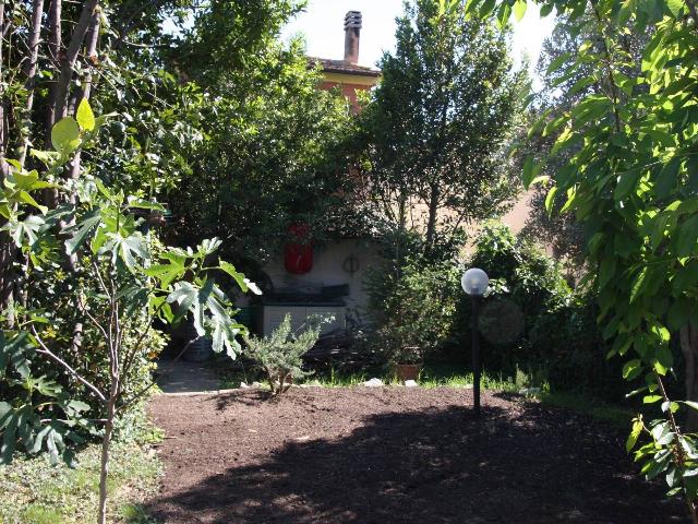 Mansion in Via del Passero, Terni - Photo 1