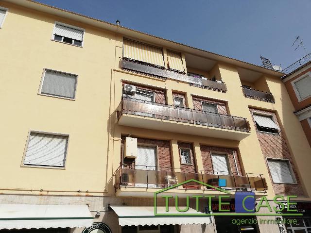 3-room flat in Piazzale Natale Prampolini 33, Latina - Photo 1