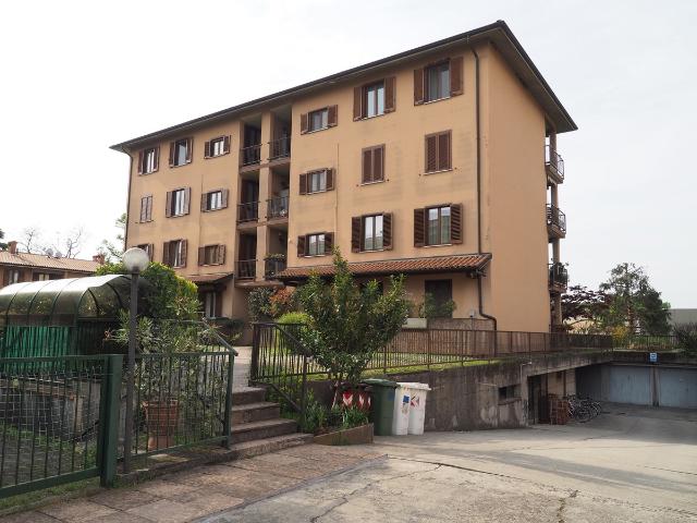 4-room flat in Via Pilastrello  12, Inzago - Photo 1