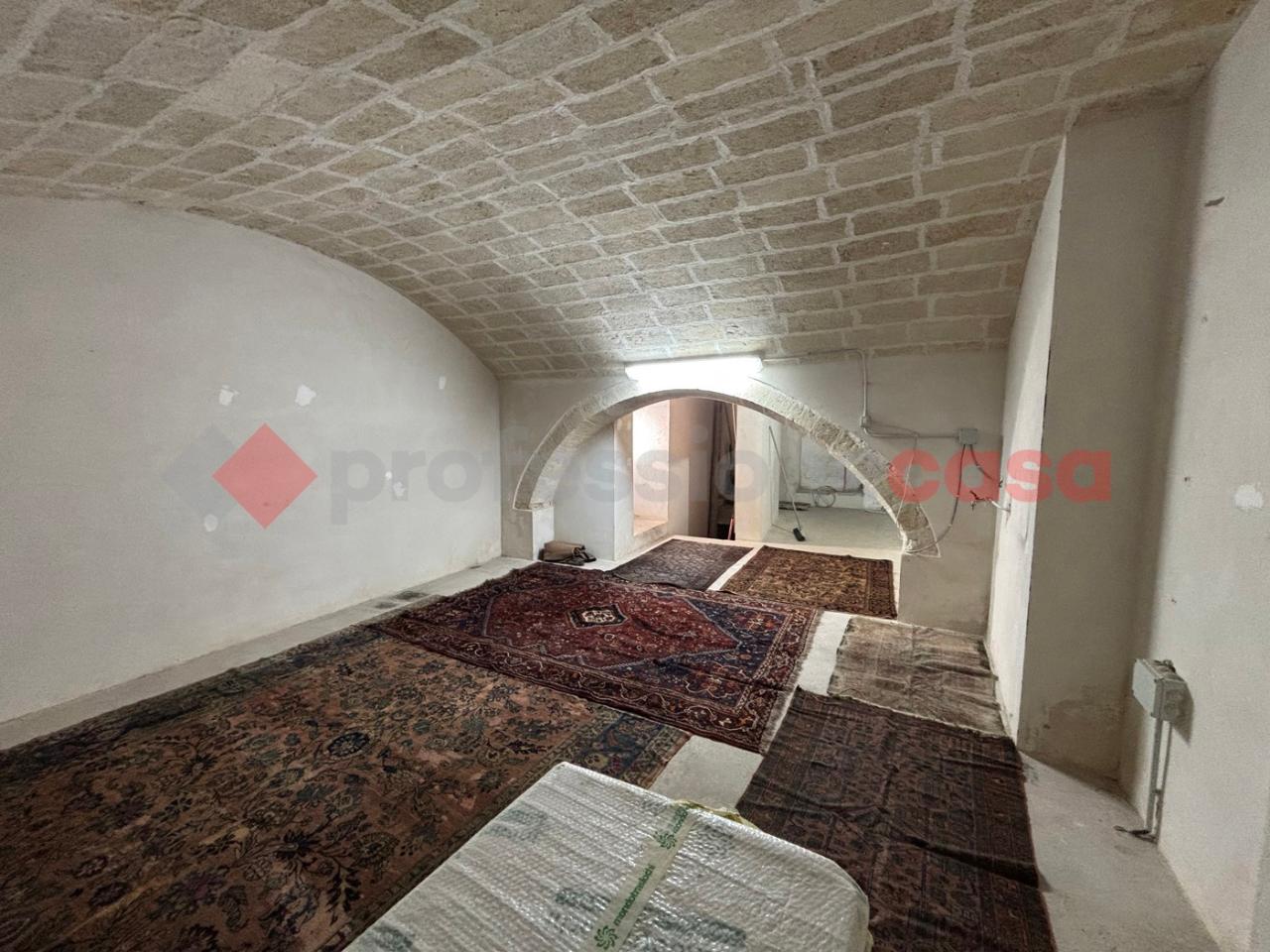 Negozio in Via Duomo 277, Taranto, {3} - Foto 2