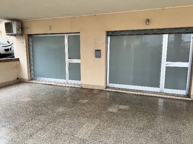 Geschäft in Via delle Croci, Vasto - Foto 1