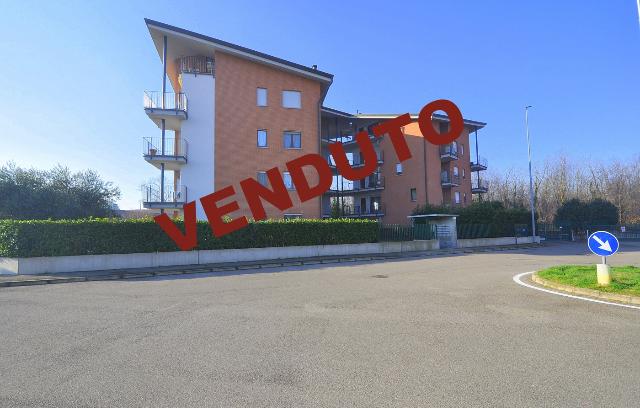 2-room flat, Castano Primo - Photo 1