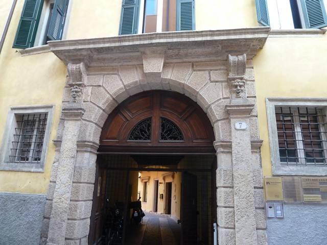 Gemeinschaftsbüro in Via San Salvatore Corte Regia 7, Verona - Foto 1