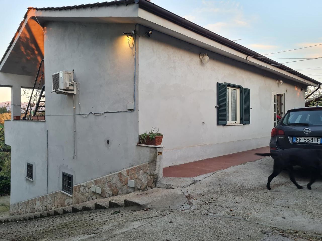 Villa in vendita a Nazzano