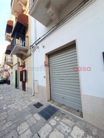 Geschäft in Via Rattazzi, Monopoli - Foto 1