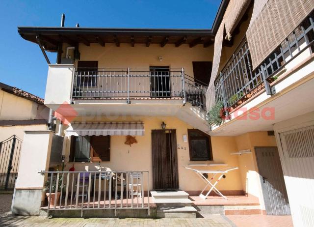 3-room flat in Via Giuseppe Parini 1, Busto Garolfo - Photo 1