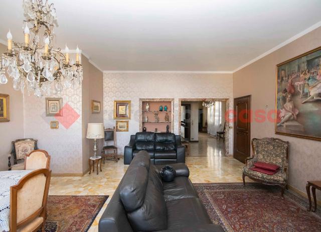 Penthouse in Piazza Garibaldi 1, Busto Arsizio - Foto 1