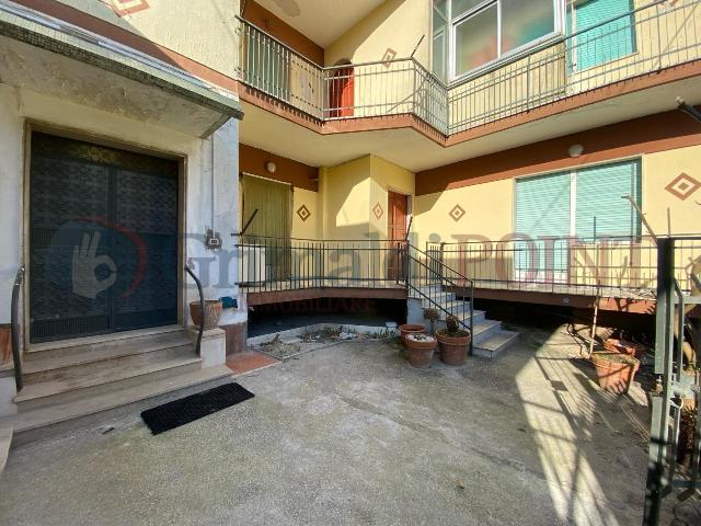 Terraced house, Giugliano in Campania - Photo 1