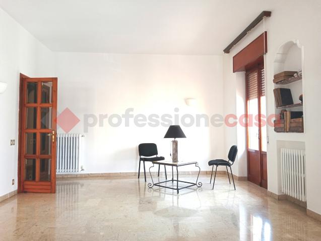 Apartament in Via Giordano, Grottaglie - Photo 1