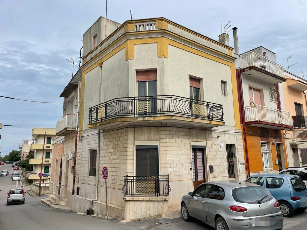Casa indipendente in vendita a Villa Castelli