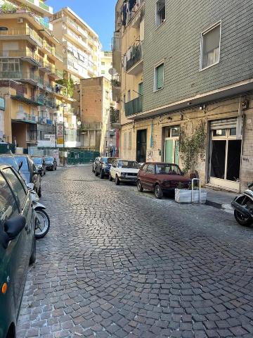 Boxen in Via Conte della Cerra  12c, Napoli - Foto 1