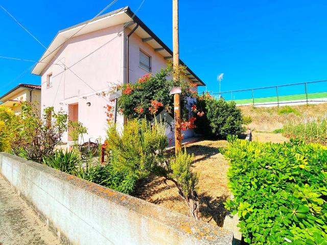 Mansion in Via E. Fermi 27, Porto San Giorgio - Photo 1