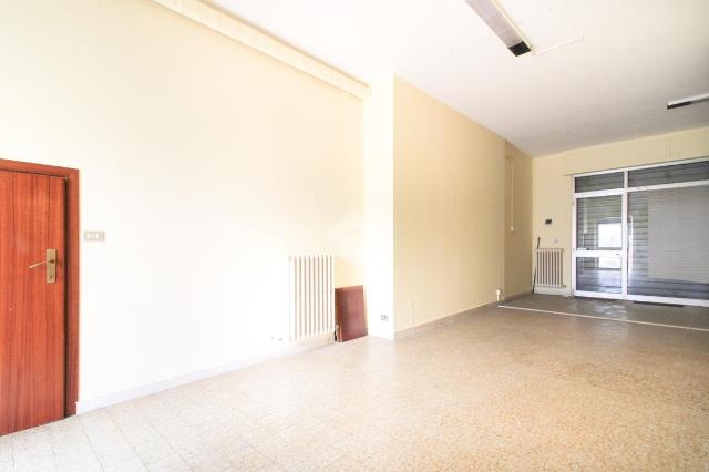 2-room flat in Via Torquato Tasso 68, Porto San Giorgio - Photo 1