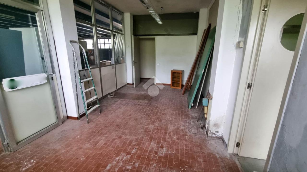 Capannone in Via della Busa 3, Galbiate, {3} - Foto 2