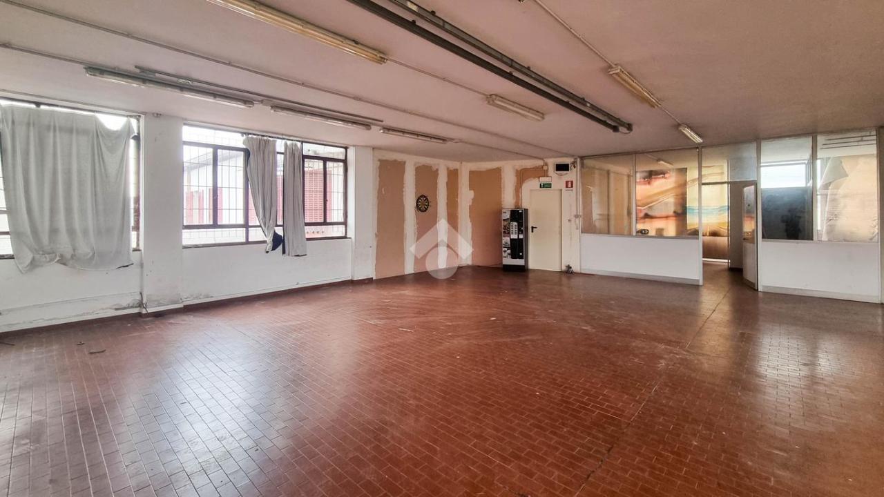 Magazzino in Via Aprile XXV 1, Missaglia, {3} - Foto 1