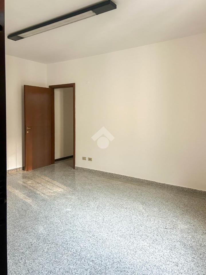 Ufficio in Via Goffredo Mameli 6, Merate, {3} - Foto 2