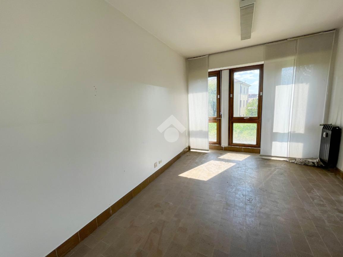 Ufficio in Via G. Pascoli 2, Merate, {3} - Foto 2