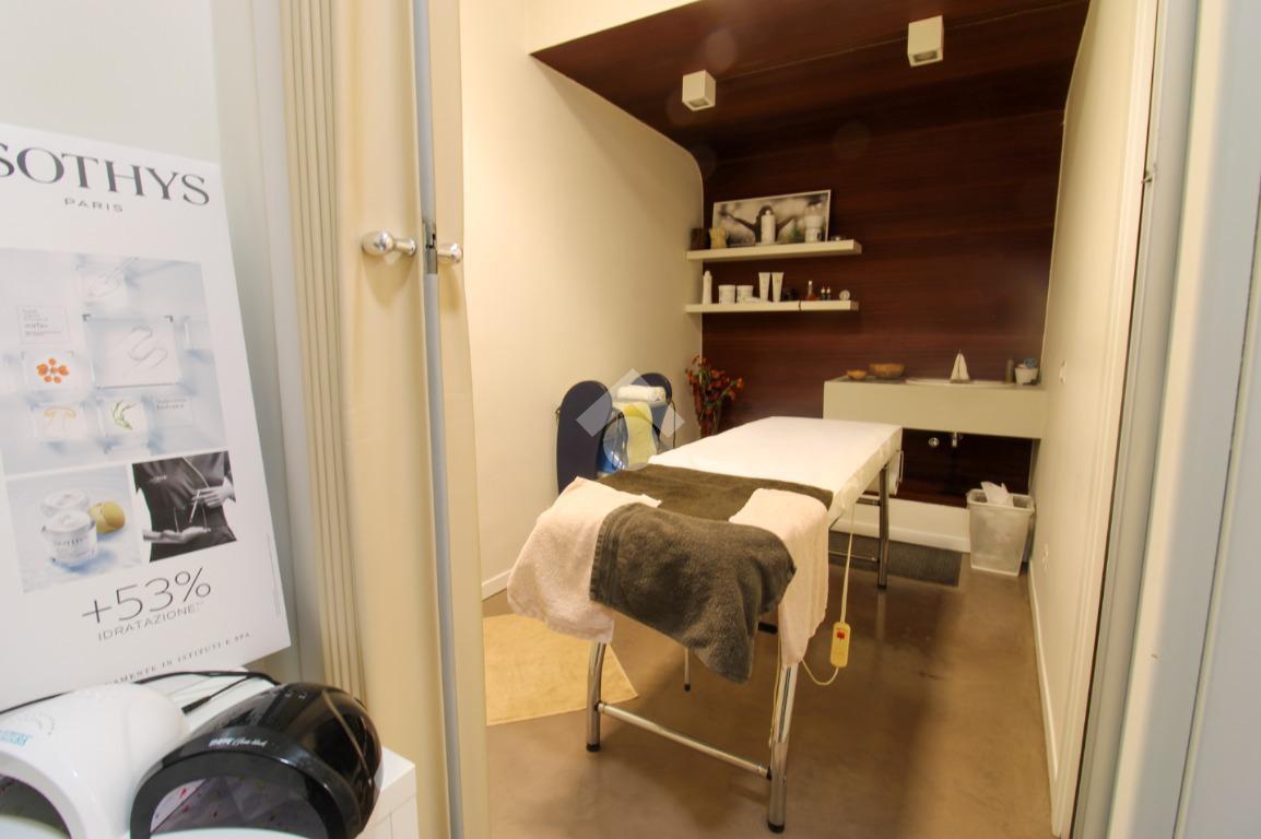 Negozio in Via Roma 114, Pioltello, {3} - Foto 2
