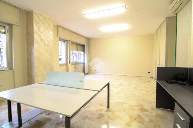 Office in Via Achille Grandi 65, Sesto San Giovanni - Photo 1