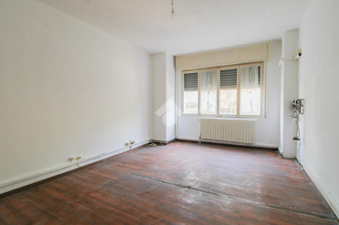 Ufficio in Via Trento 92, Cologno Monzese, {3} - Foto 1
