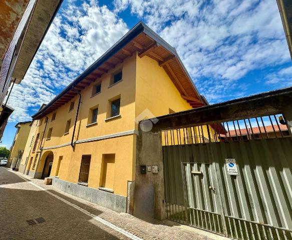 Vierzimmerwohnung in Via Murciano 5, Galliate - Foto 1