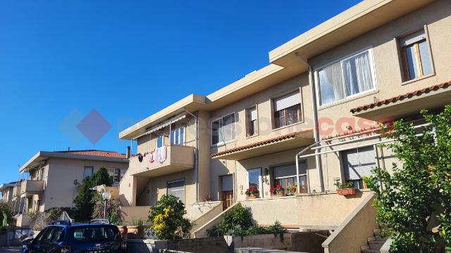 Detached house in Via Montanara, Cecina - Photo 1