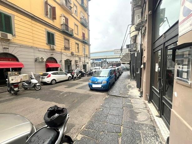 Warenlager in Via Filippo Cavolino, Napoli - Foto 1