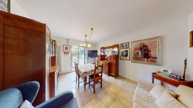 4-room flat in Via Rosa Capriotti 1, Cupra Marittima - Photo 1