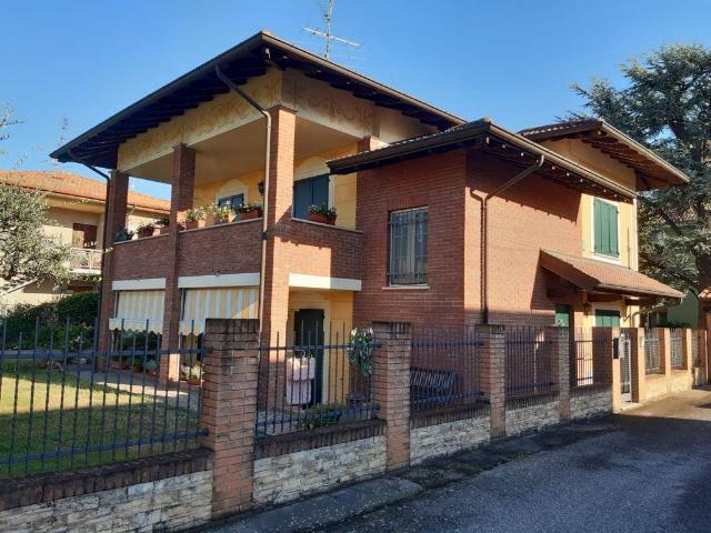 Villa, Oleggio - Foto 1