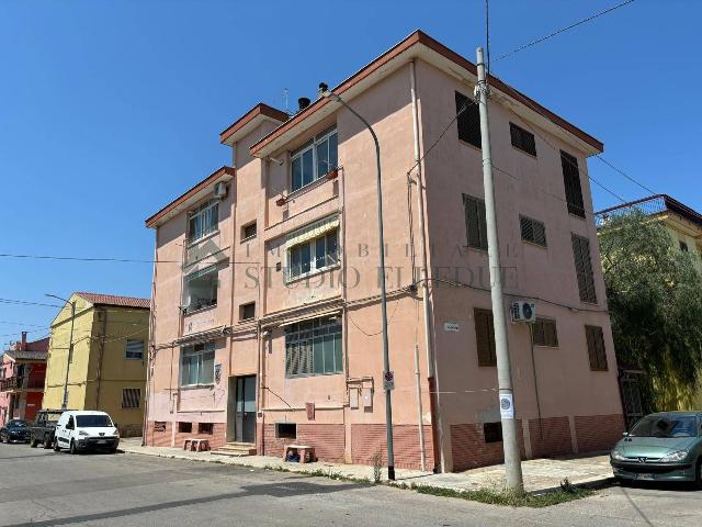 Trilocale in Via Alcide De Gasperi 4, Sannicandro di Bari - Foto 1