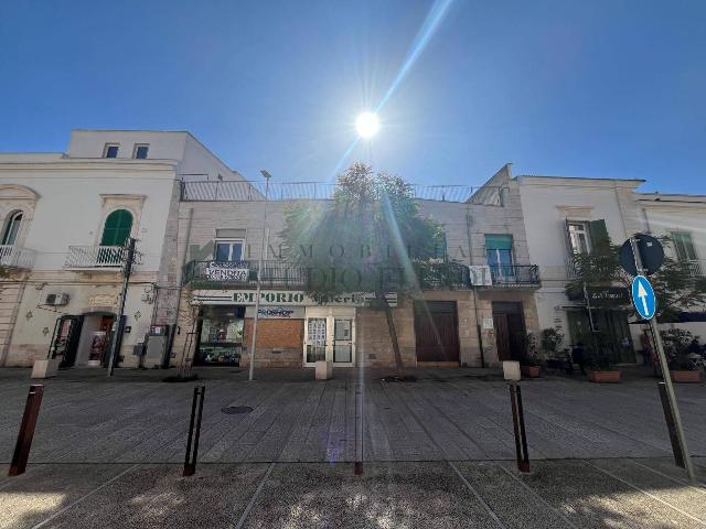 Einfamilienhaus in Piazza Unità d'Italia 25, Sannicandro di Bari - Foto 1