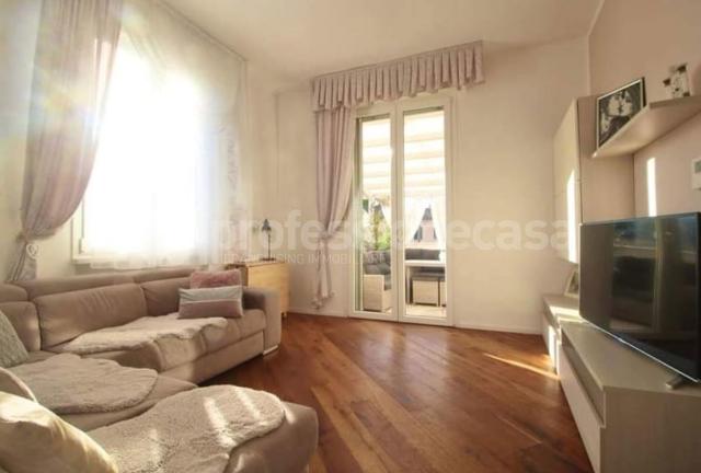 4-room flat in {3}, - Photo 1