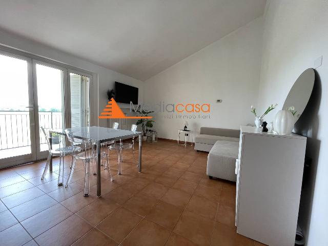 2-room flat in Via Taviani 5, Pozzo d'Adda - Photo 1