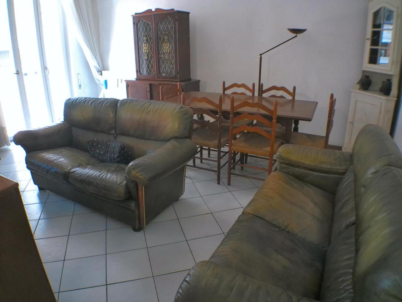 appartamento in vendita a Carrara in zona Avenza