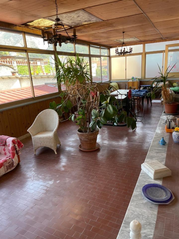 casa indipendente in vendita a Carrara in zona Nazzano