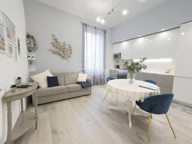 3-room flat in Viale Ugo Foscolo, Viareggio - Photo 1