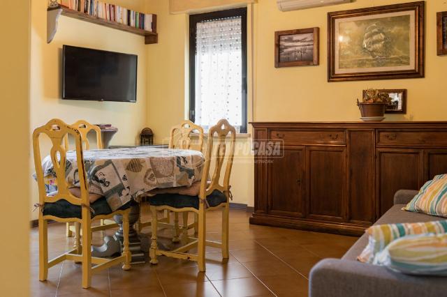 2-room flat, Viareggio - Photo 1