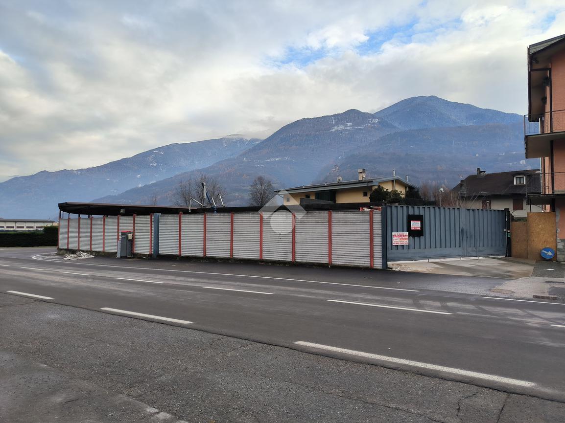 Ufficio in affitto a Montagna In Valtellina