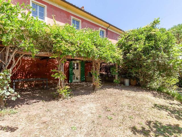 Country house or cottage in Via Seimiglia, Camaiore - Photo 1