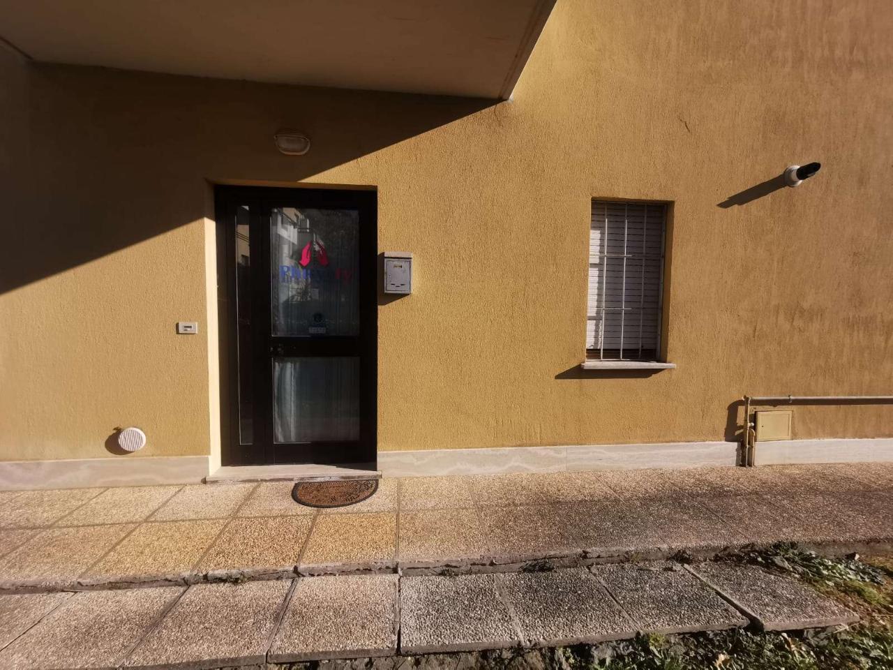 Negozio in , Tuoro Sul Trasimeno, {3} - Foto 2